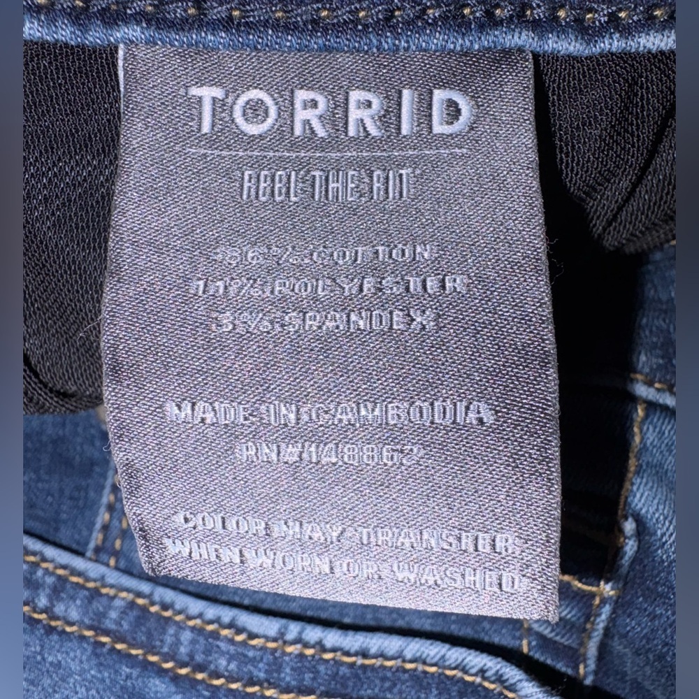 Torrid Trio Fit Skinny Jeans Size 18R Medium Wash Stretch Denim - Picture 7 of 9